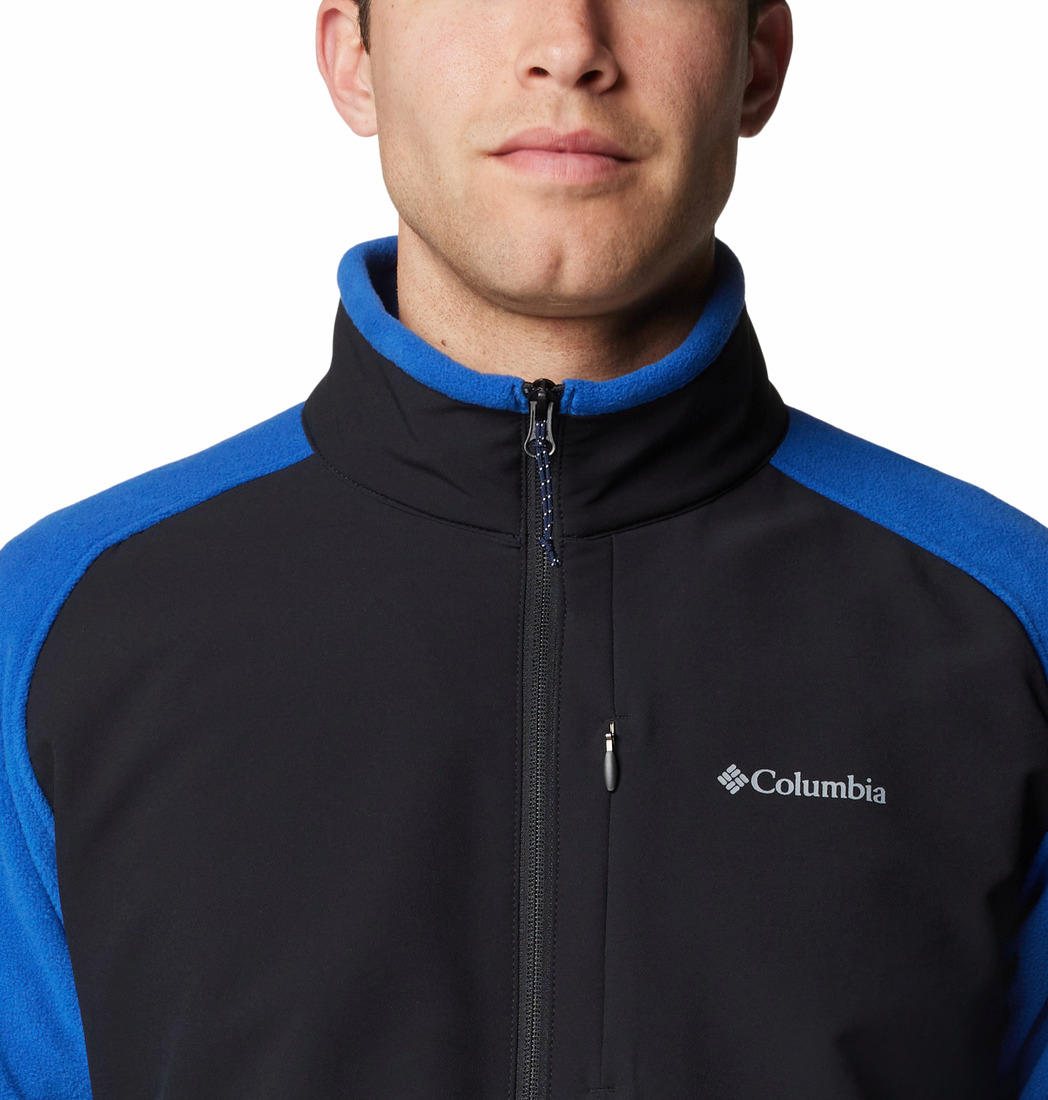 A Men Wearing Columbia Men Blue Sage Peak Full Zip Fleece