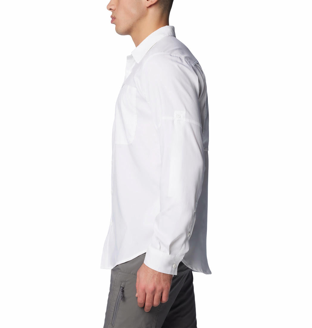 A Men Wearing Columbia Men White Silver Ridge Utility Lite Long Sleeve (Sun Protection)