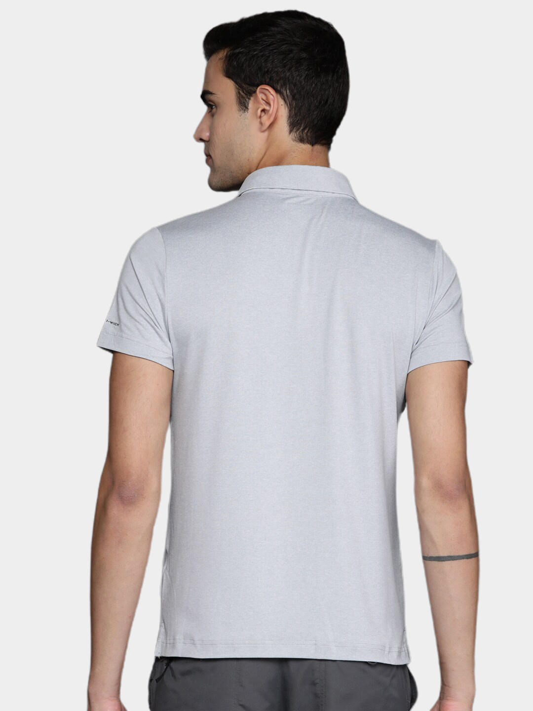 A Men Wearing Columbia Men Grey Tech Trail Novelty Polo (Sun Protection)