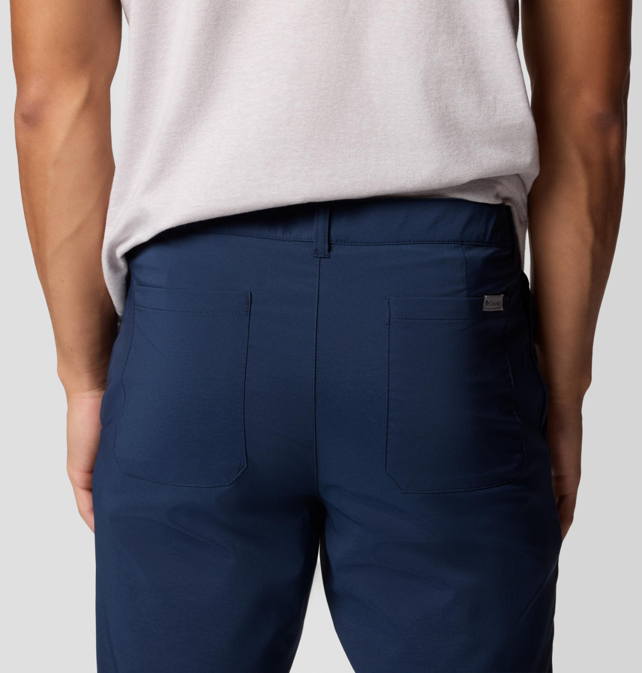 A Men Wearing Columbia Men Blue Sage Peak Chino Pant
