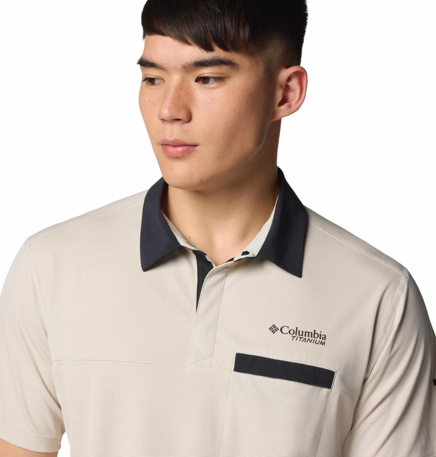 A Men Wearing Columbia Men Brown Cirque River Pro Polo (Sun Protection)