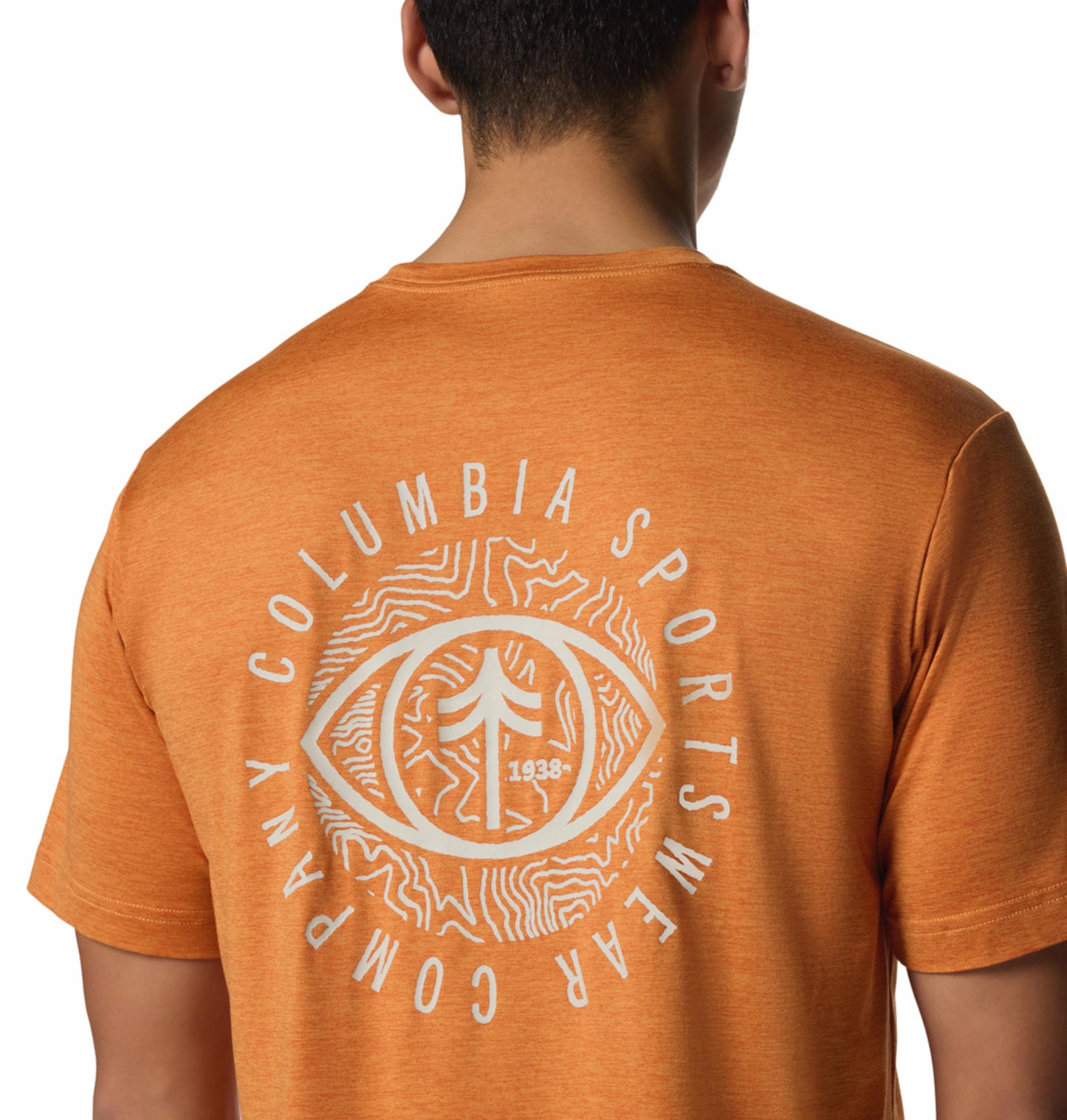 A Men Wearing Columbia Men Red Kwick Hike Back Graphic SS Tee (Sun Protection)
