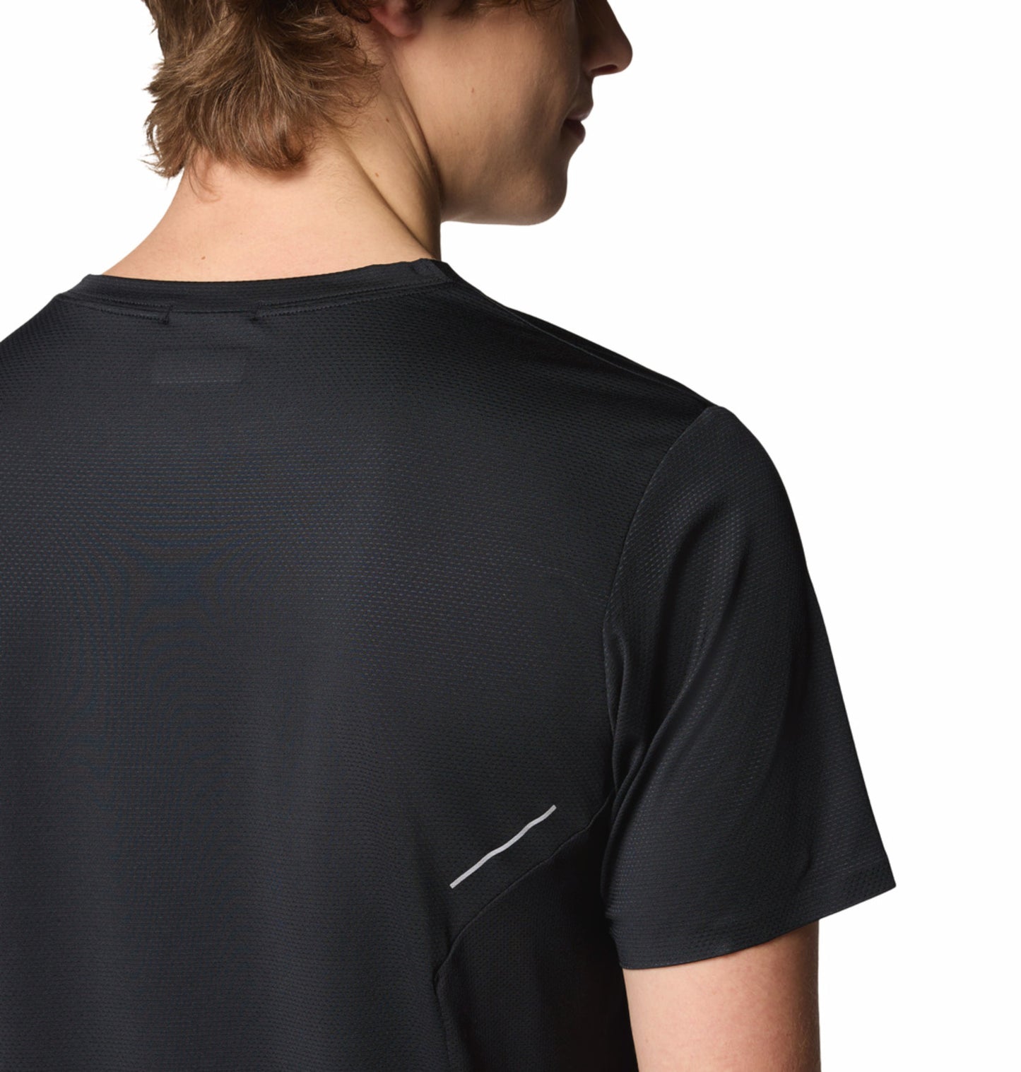 Columbia Men’s Omni-Wick Three Pitch Black T-Shirt for Hiking