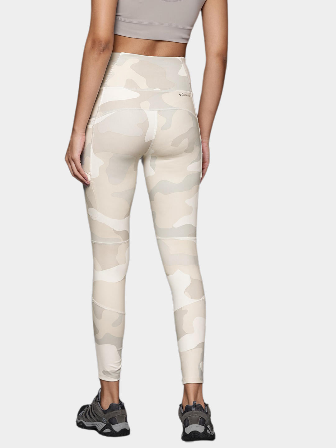 A Women Wearing Columbia Women White Windgates II Legging (Sun Protection)