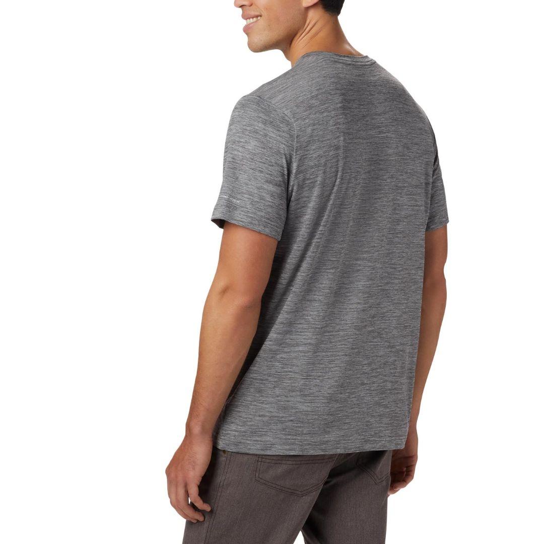 A Men Wearing Columbia Men Grey Tech Trail II V Neck (Sun Protection)