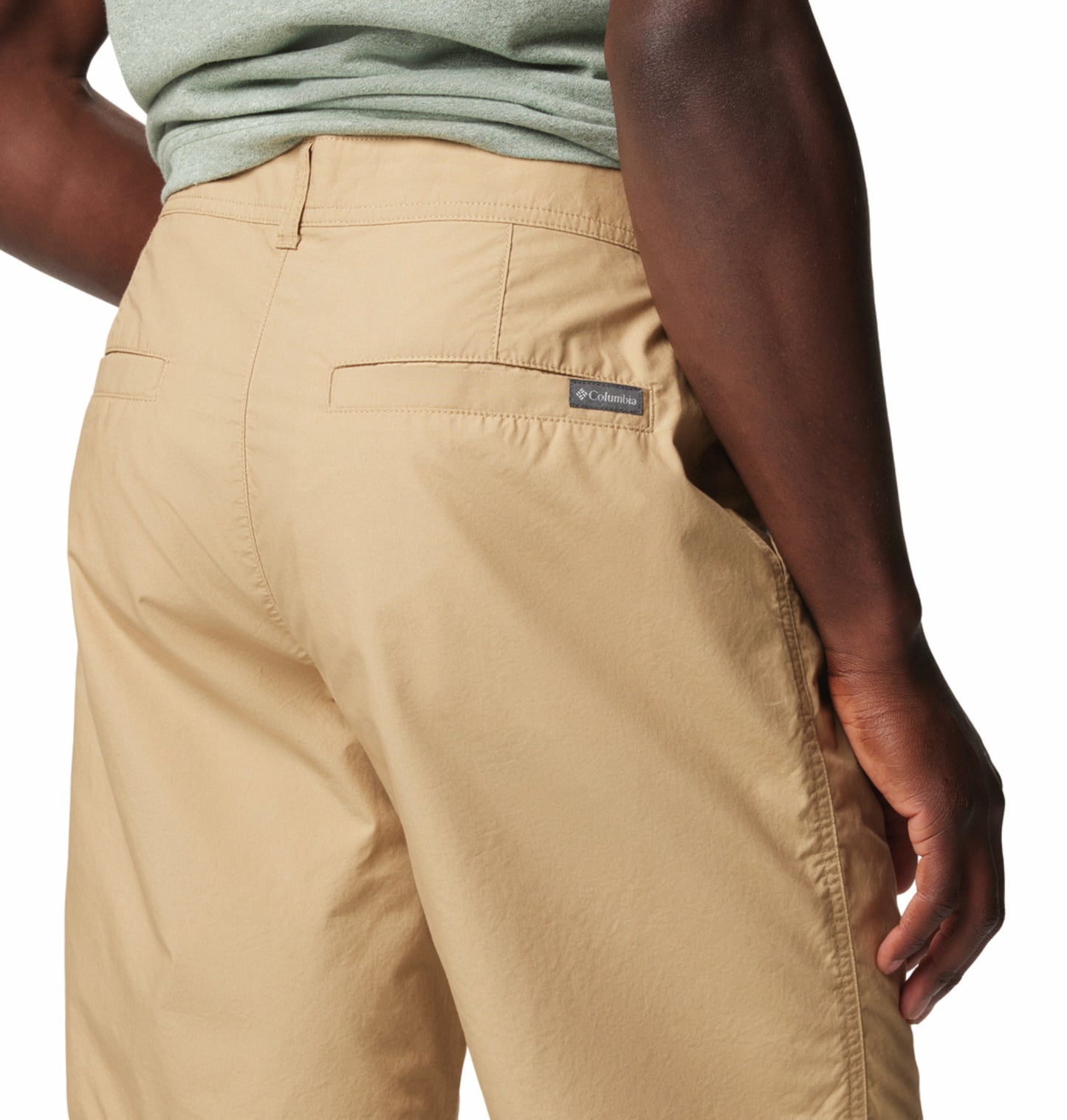 A Men Wearing Columbia Men Brown Washed Out Short