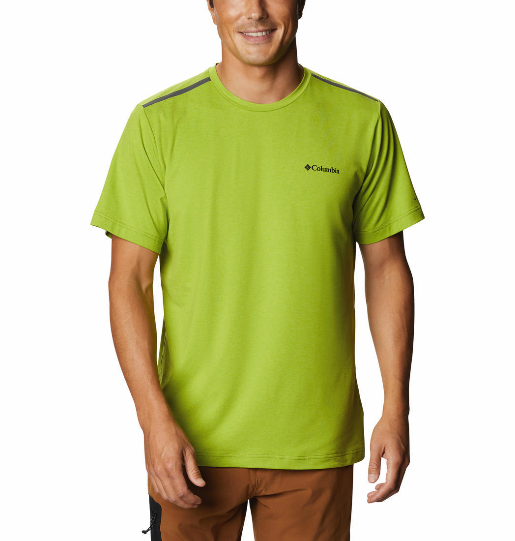 Columbia Men's Green Tech Trail Crew Neck Shirt with Sun Protection