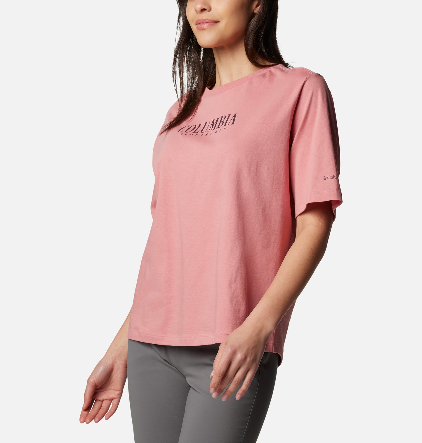 A Women Wearing Columbia Women Pink North Cascades Relaxed Tee