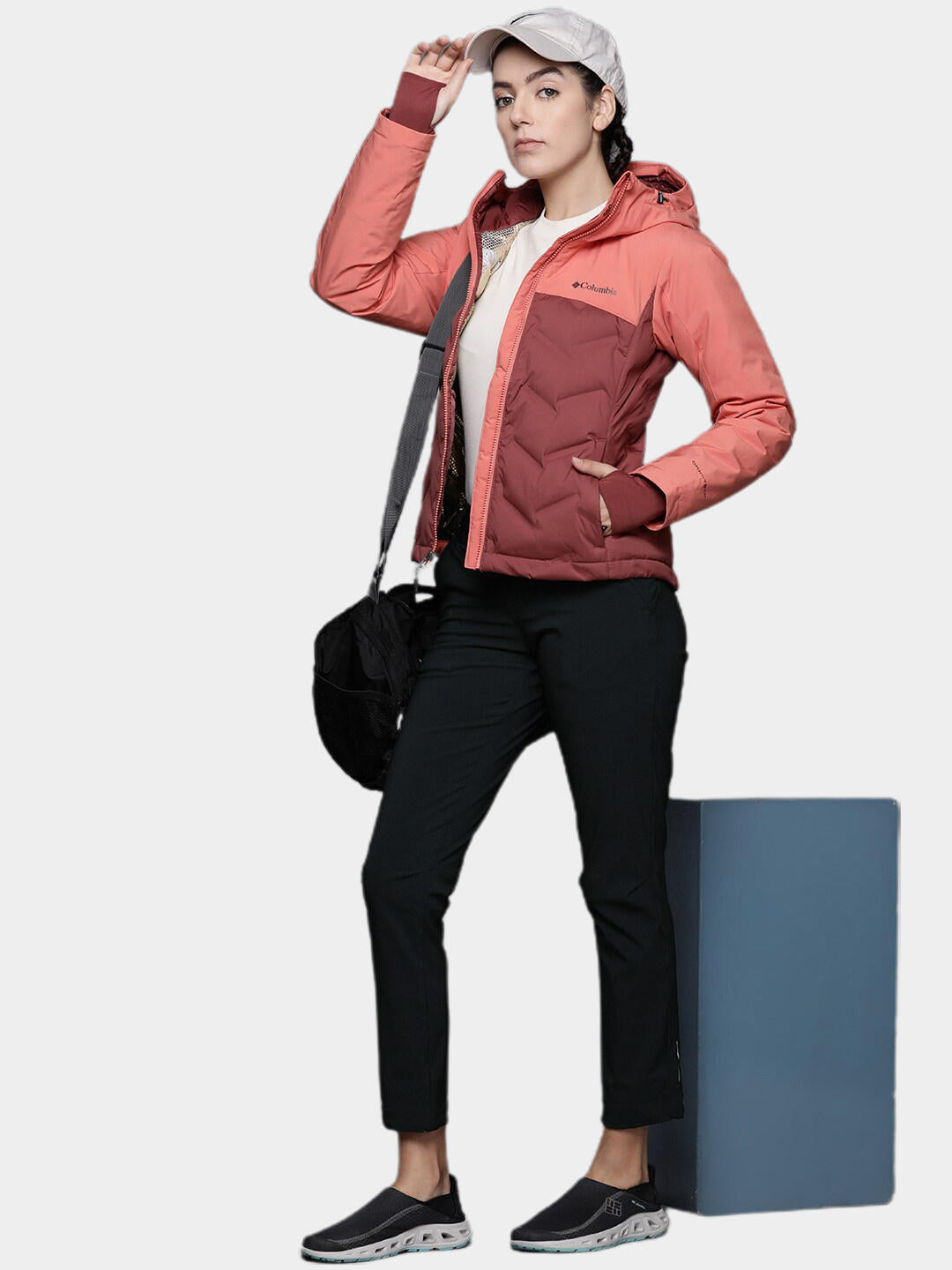 A Women Wearing Columbia Women Black Back Beauty Softshell Pant