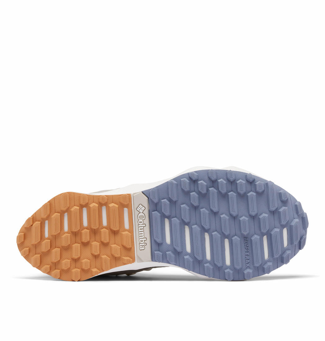 A Women Wearing Columbia Women Grey FACET 75 EQUINOX