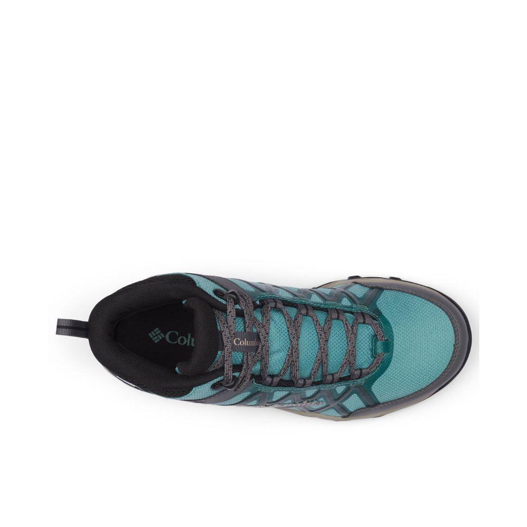 A Women Wearing Columbia Women Green PEAKFREAK X2 MID OUTDRY