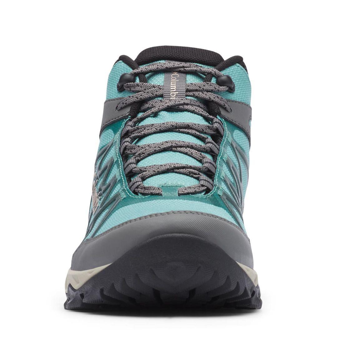 A Women Wearing Columbia Women Green PEAKFREAK X2 MID OUTDRY