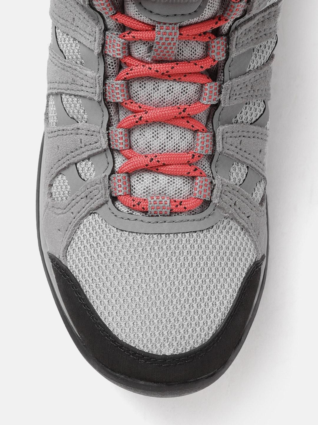 A Women Wearing Columbia Women Grey REDMOND V2 MID WP
