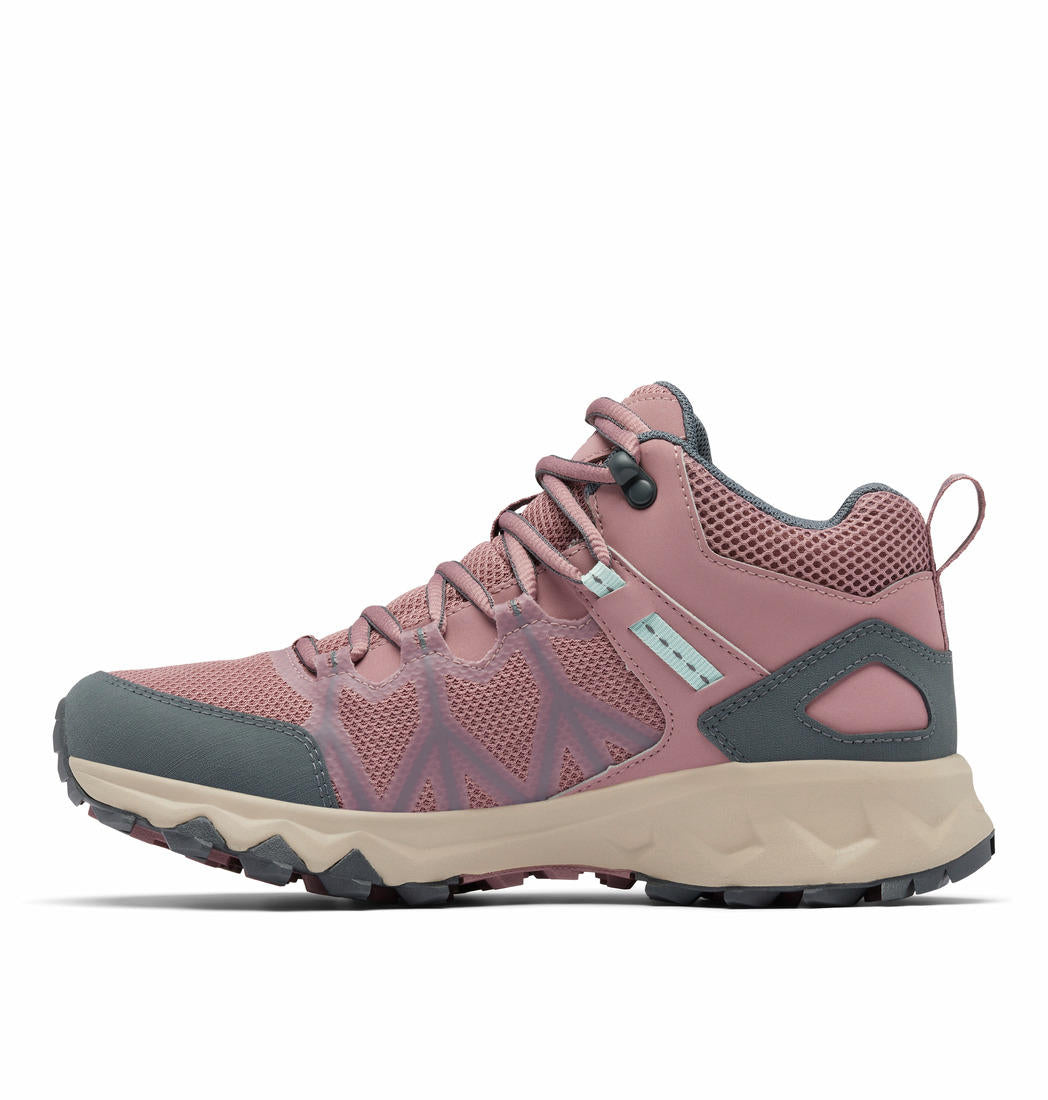 A Women Wearing Columbia Women Red PEAKFREAK II MID OUTDRY