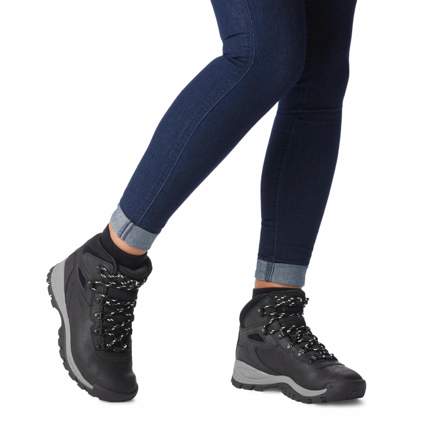 Columbia Women Black Omni-Tech Newton Ridge Plus Mid Shoes (Waterproof)