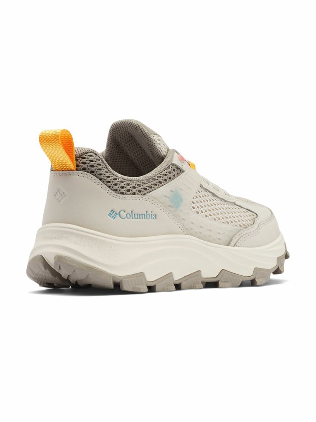 A Women Wearing Columbia Women Grey HATANA BREATHE