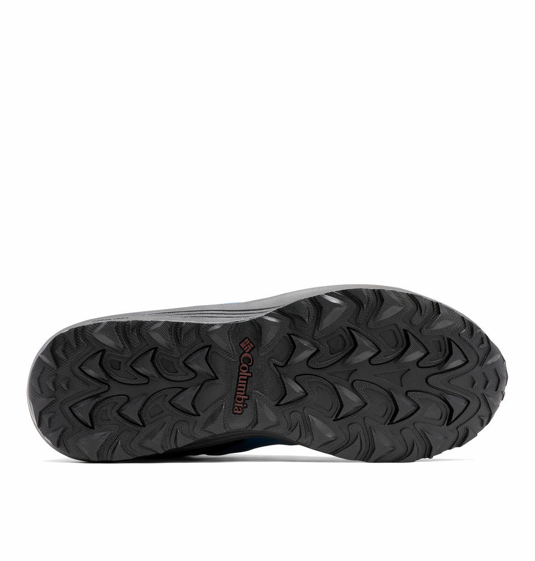 A Men Wearing Columbia Men Blue Trailstorm Mid Waterproof