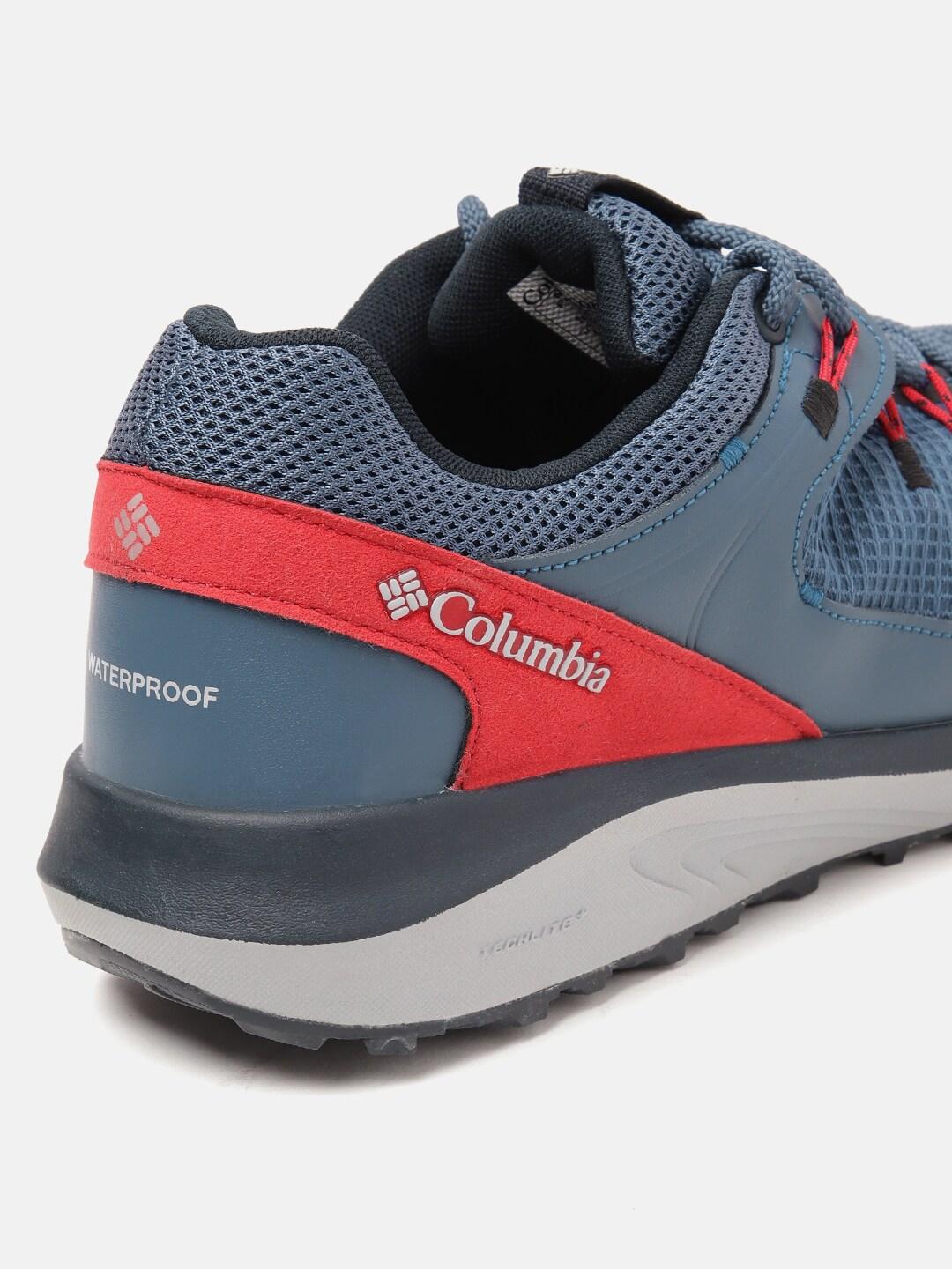 A Men Wearing Columbia Men Blue TRAILSTORM WATERPROOF