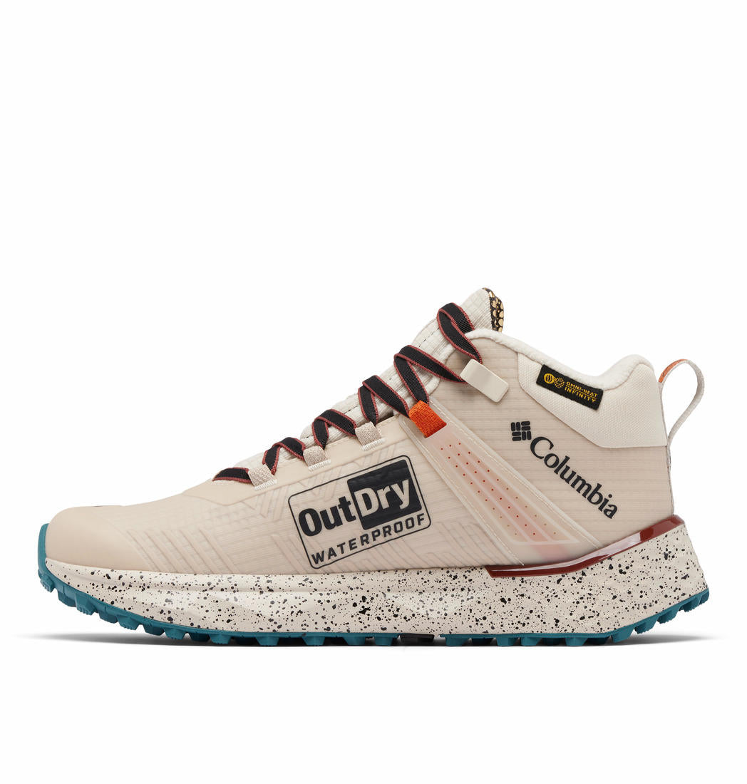 A Men Wearing Columbia Men Brown FACET 75 EQUINOX