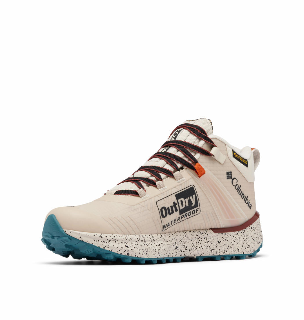 A Men Wearing Columbia Men Brown FACET 75 EQUINOX