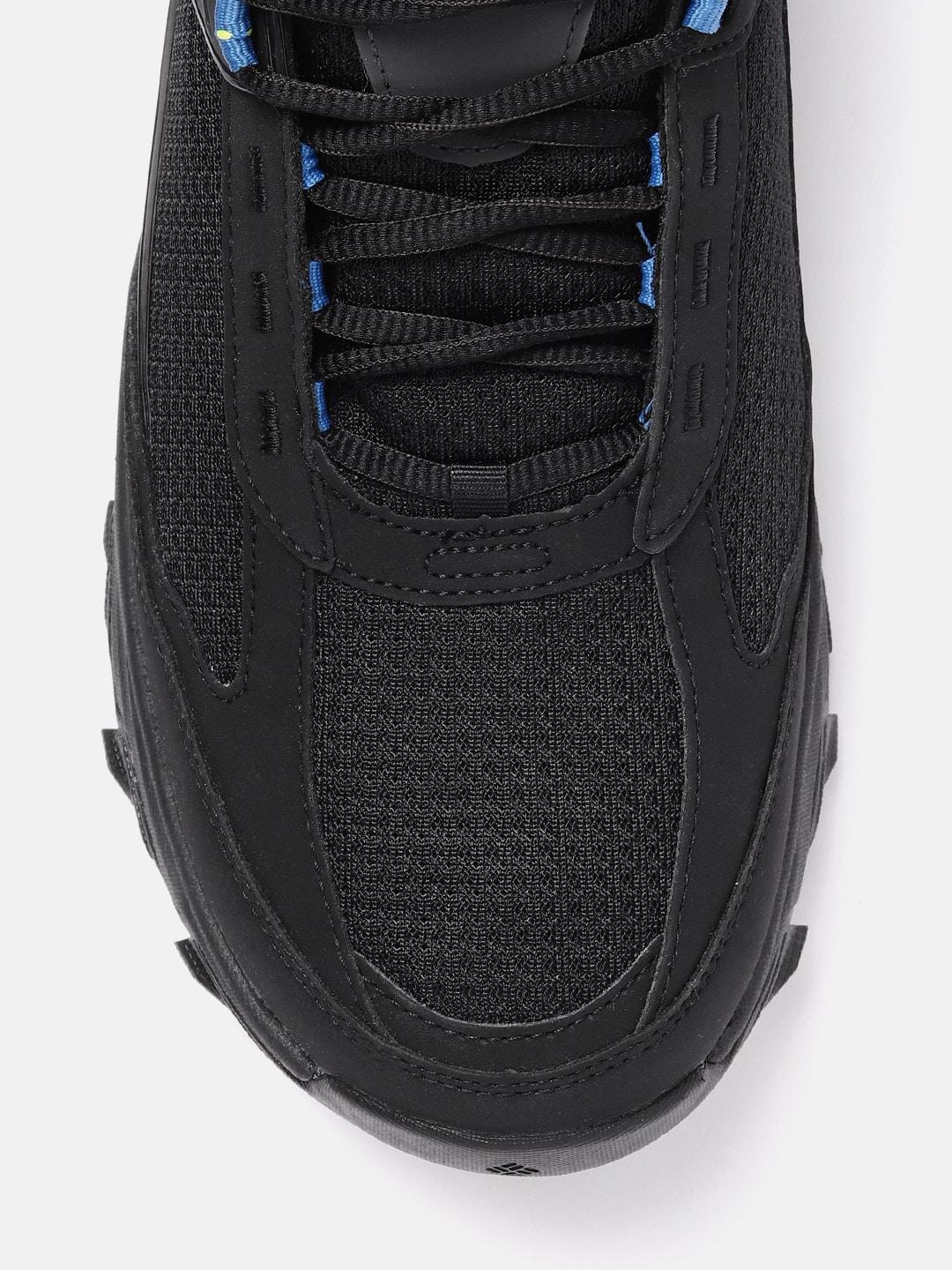 A Men Wearing Columbia Men Black HATANA MAX OUTDRY