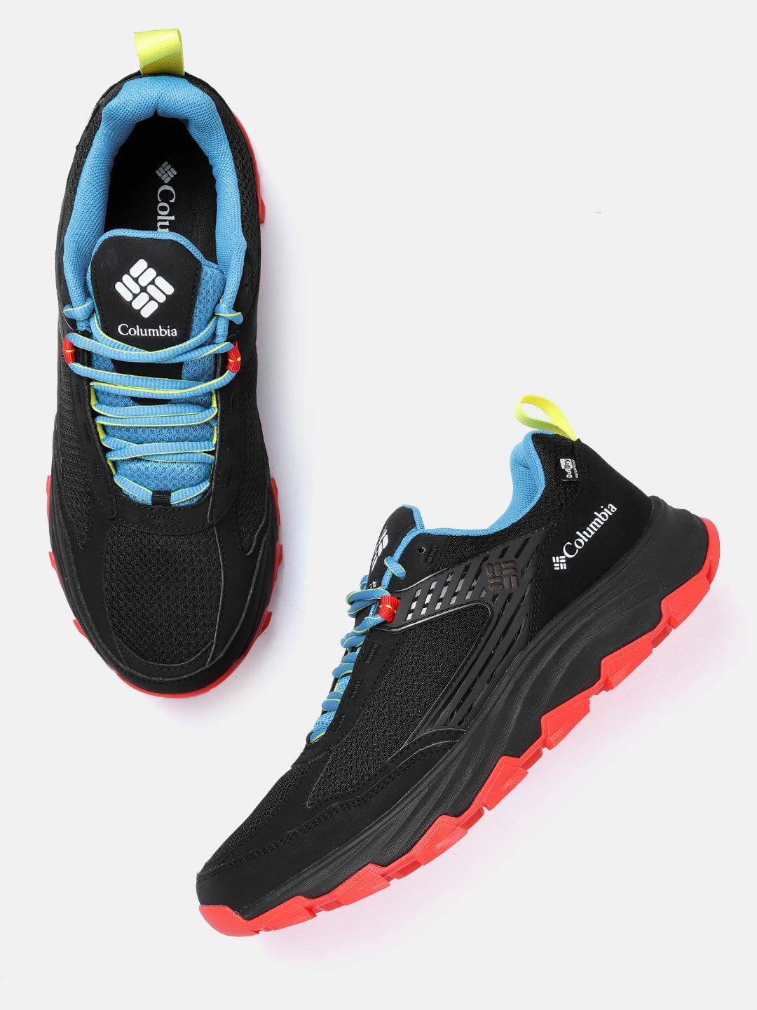 A Men Wearing Columbia Men Black HATANA MAX OUTDRY