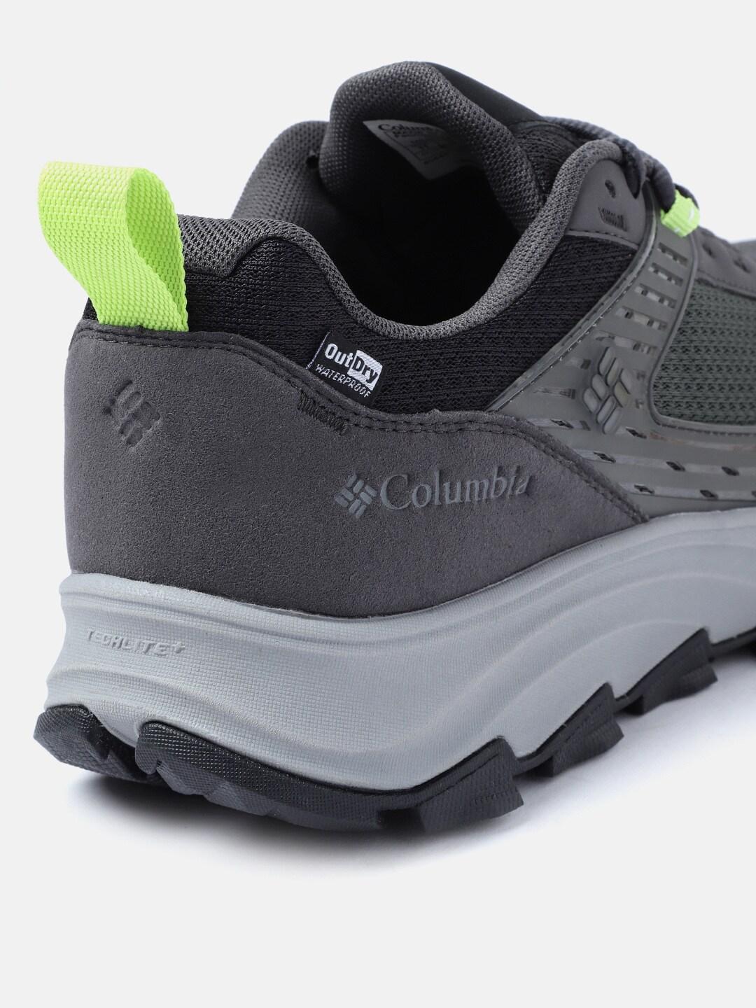 A Men Wearing Columbia Men Grey HATANA MAX OUTDRY