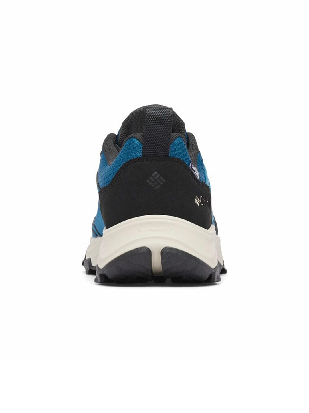 A Men Wearing Columbia Men Blue HATANA MAX OUTDRY