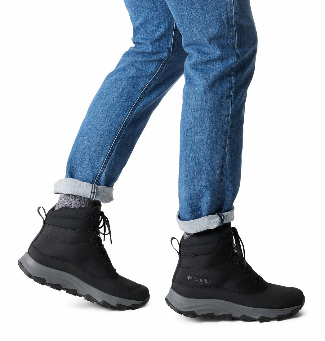 A Men Wearing Columbia Men Black EXPEDITIONIST PROTECT OMNI-HEAT