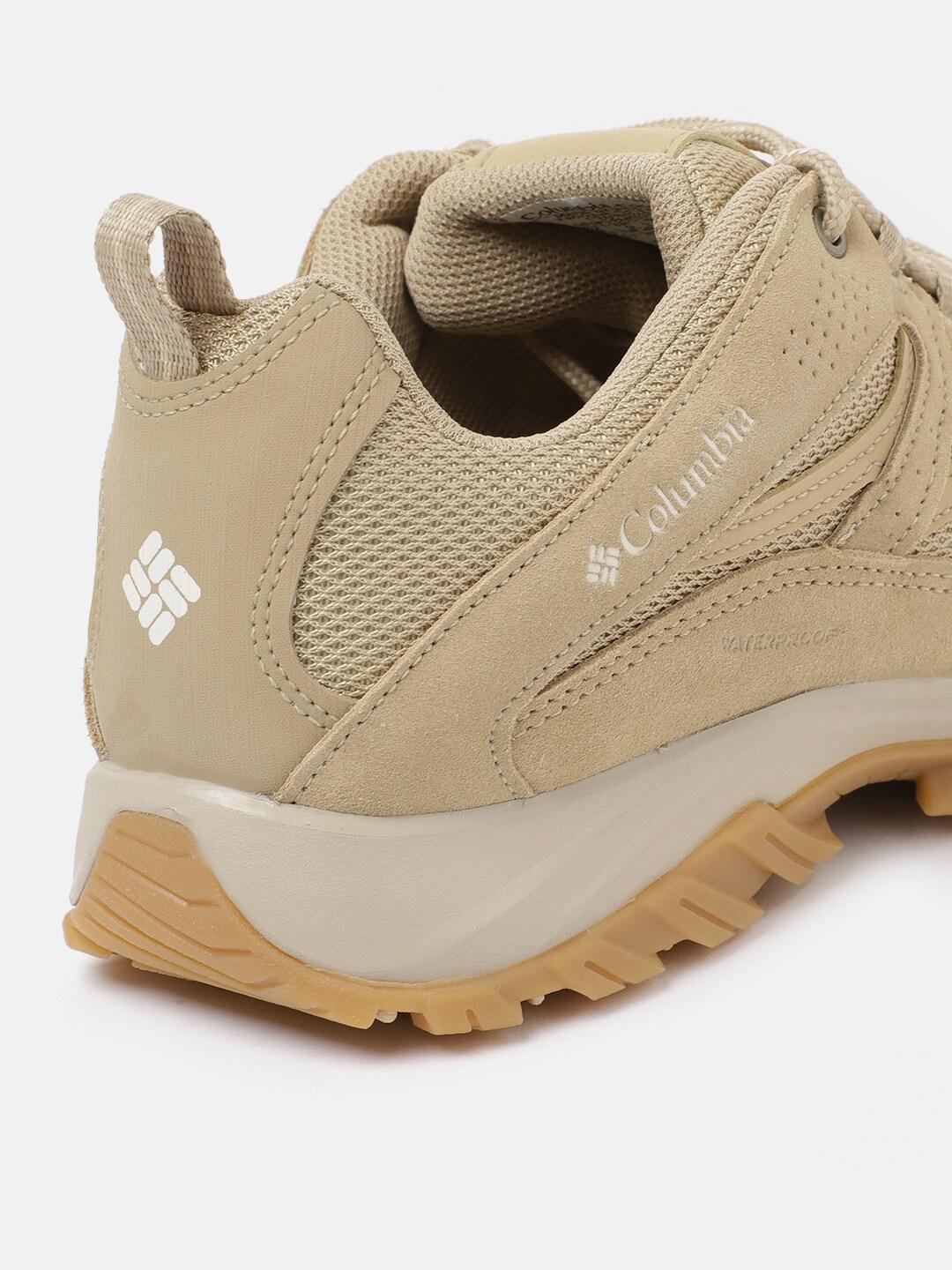 A Men Wearing Columbia Men Brown CRESTWOOD WATERPROOF