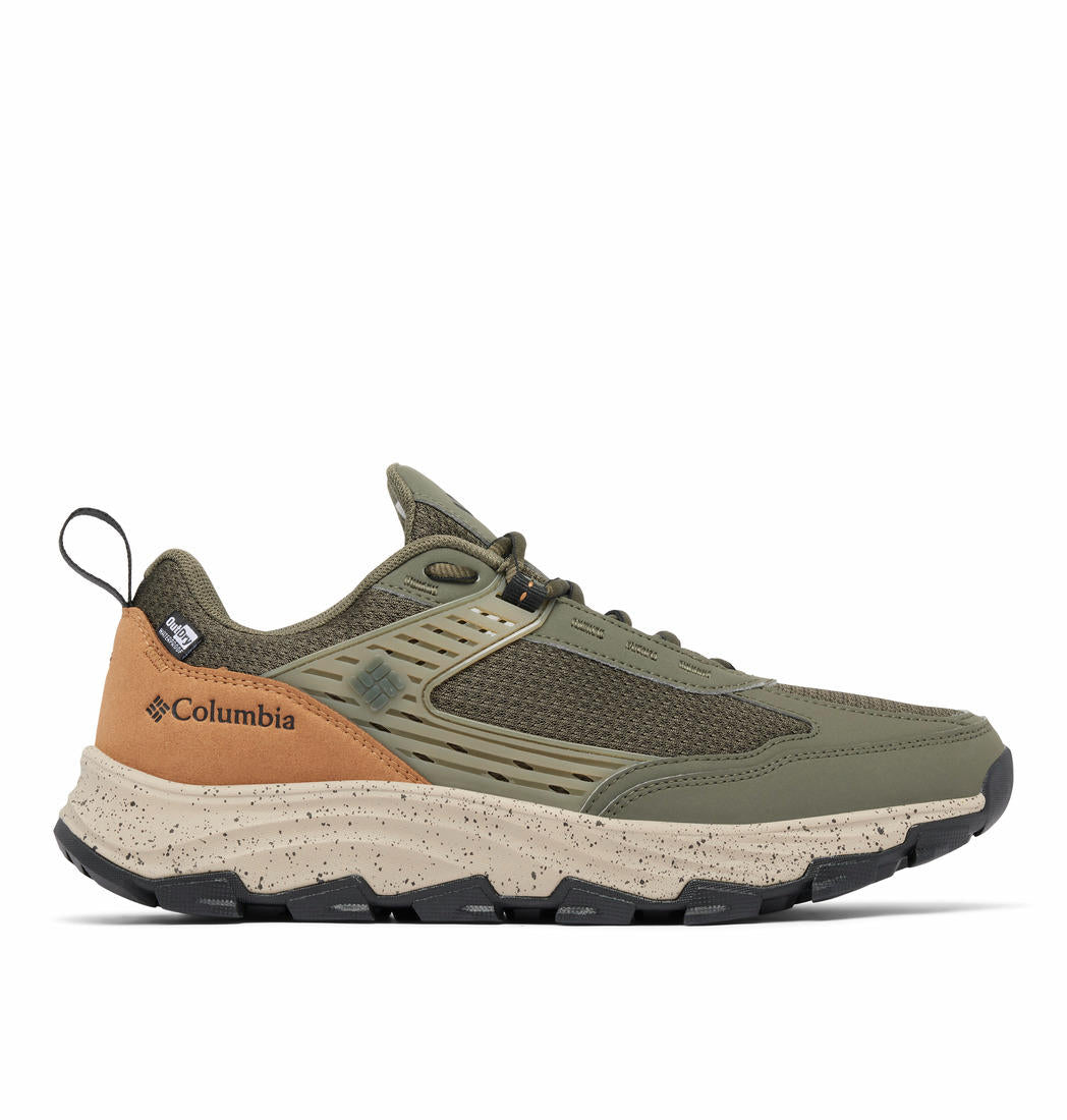 A Men Wearing Columbia Men Green HATANA MAX OUTDRY