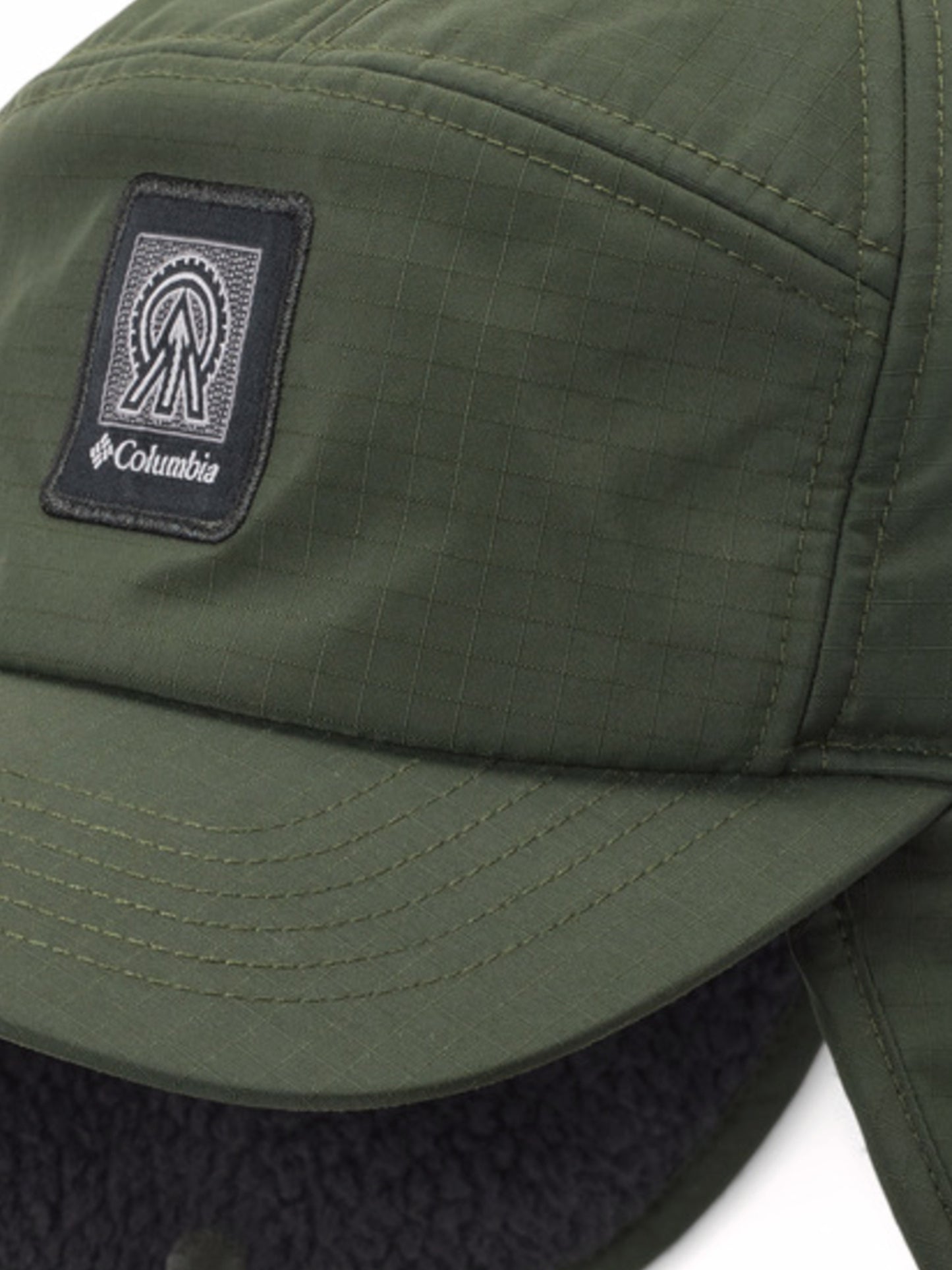Columbia Unisex Green Landroamer Ear Flap Cap