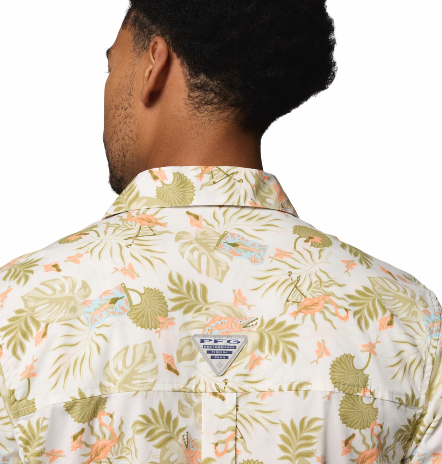 Columbia Men Off- White Wild Cast Camp Short Sleeve Shirt