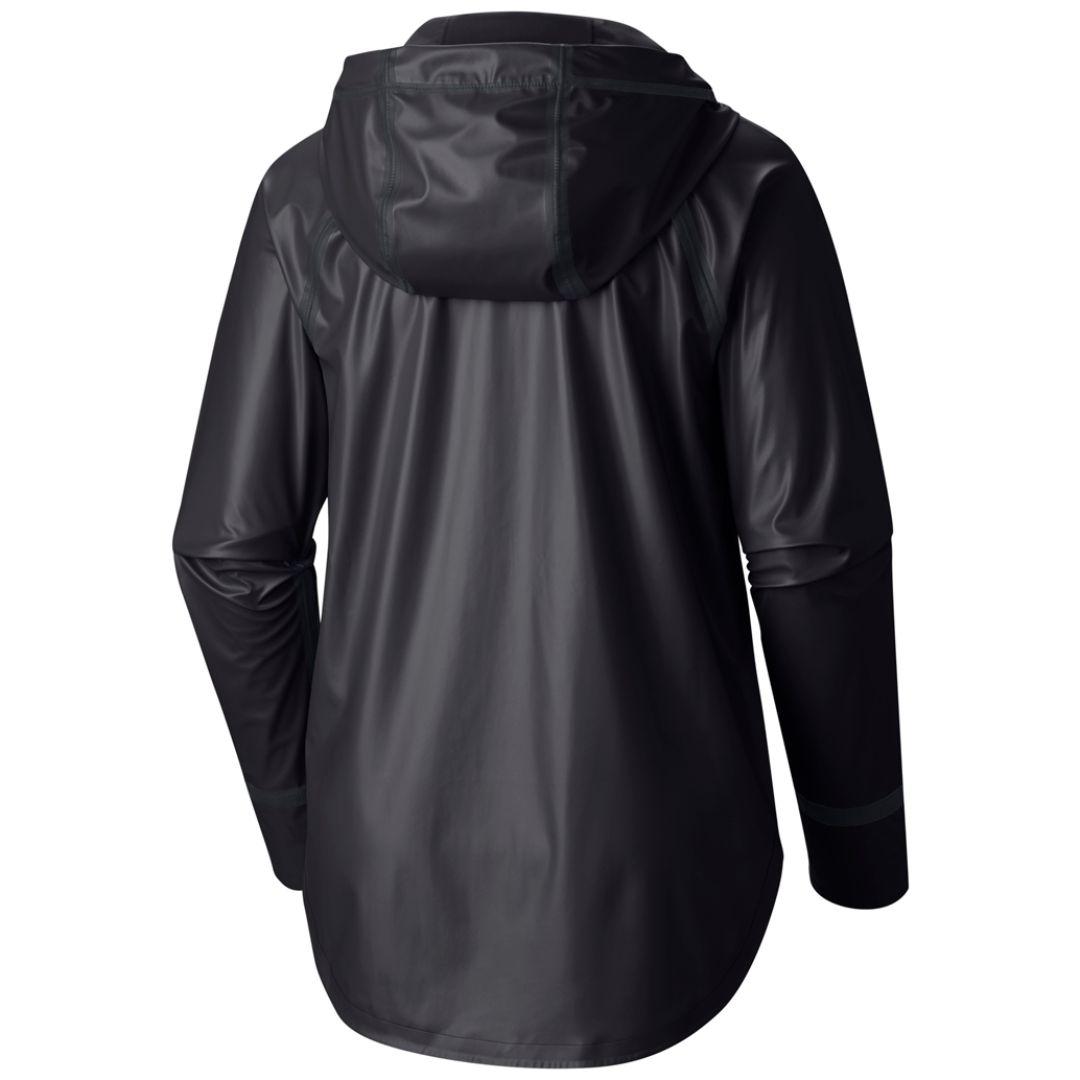 A Women Wearing Columbia Women Black OutDry Ex Reversible Jacket