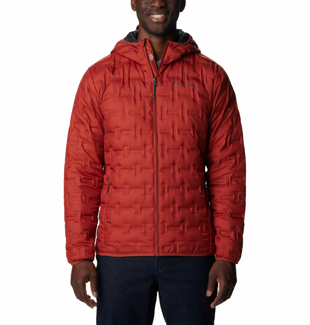 A Men Wearing Columbia Men Red Delta Ridge Down Hooded Jacket