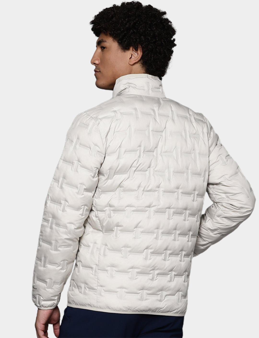 A Men Wearing Columbia Men Brown Delta Ridge Down Jacket