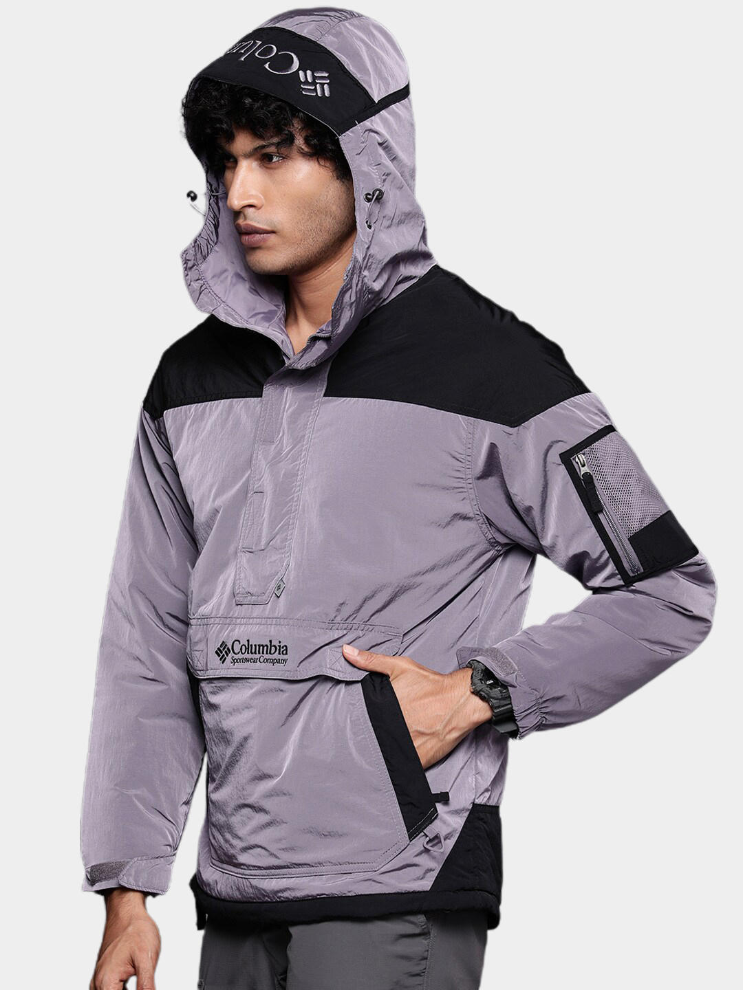 A Men Wearing Columbia Men Purple Challenger Remastered Pullover