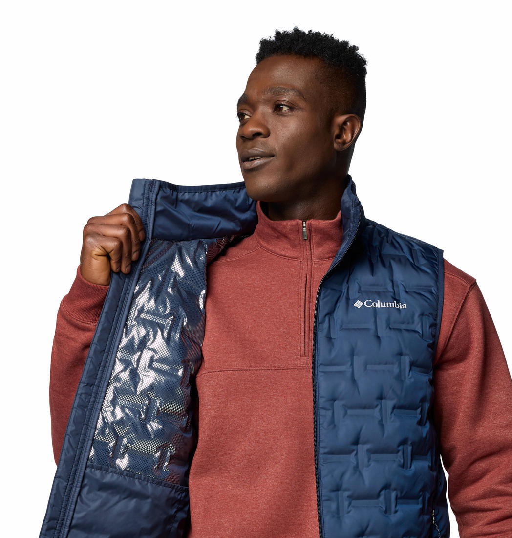 A Men Wearing Columbia Men Blue Delta Ridge II Down Vest