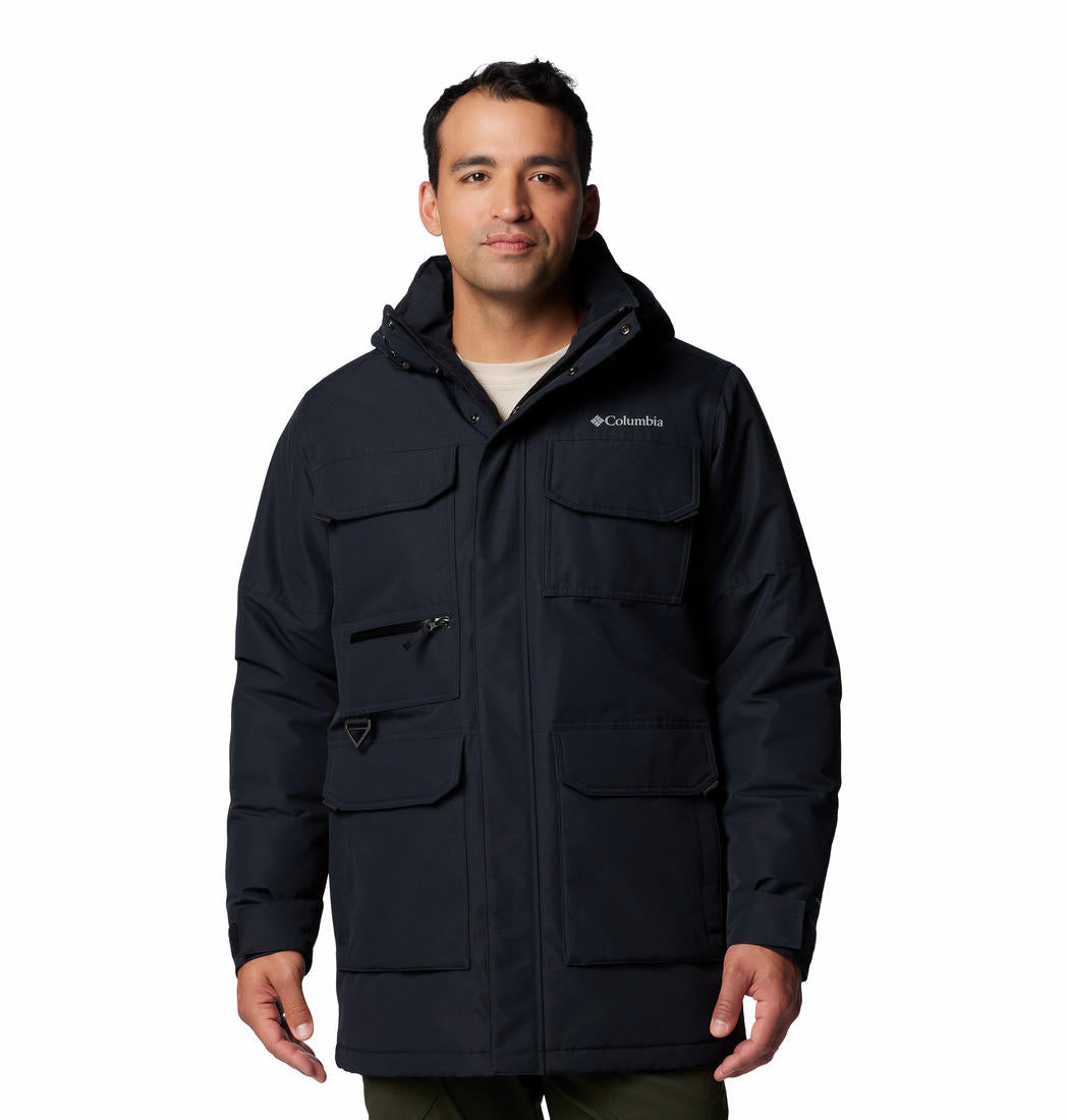A Men Wearing Columbia Men Black Landroamer II Parka