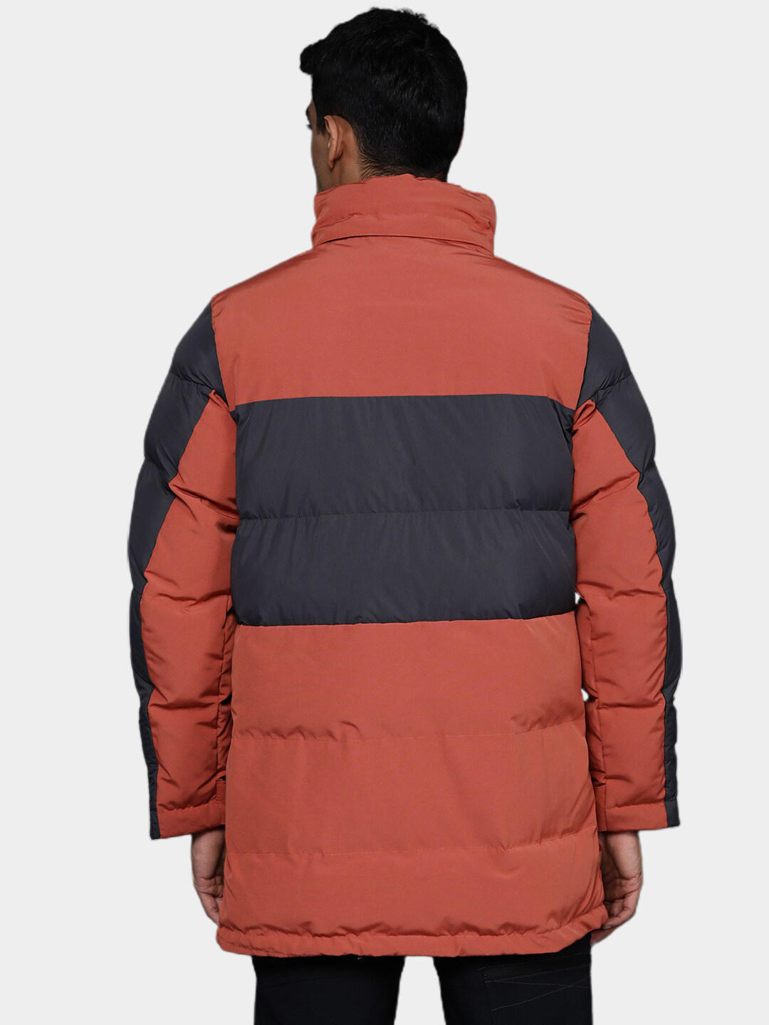 A Men Wearing Columbia Men Orange Marquam Peak Fusion Parka