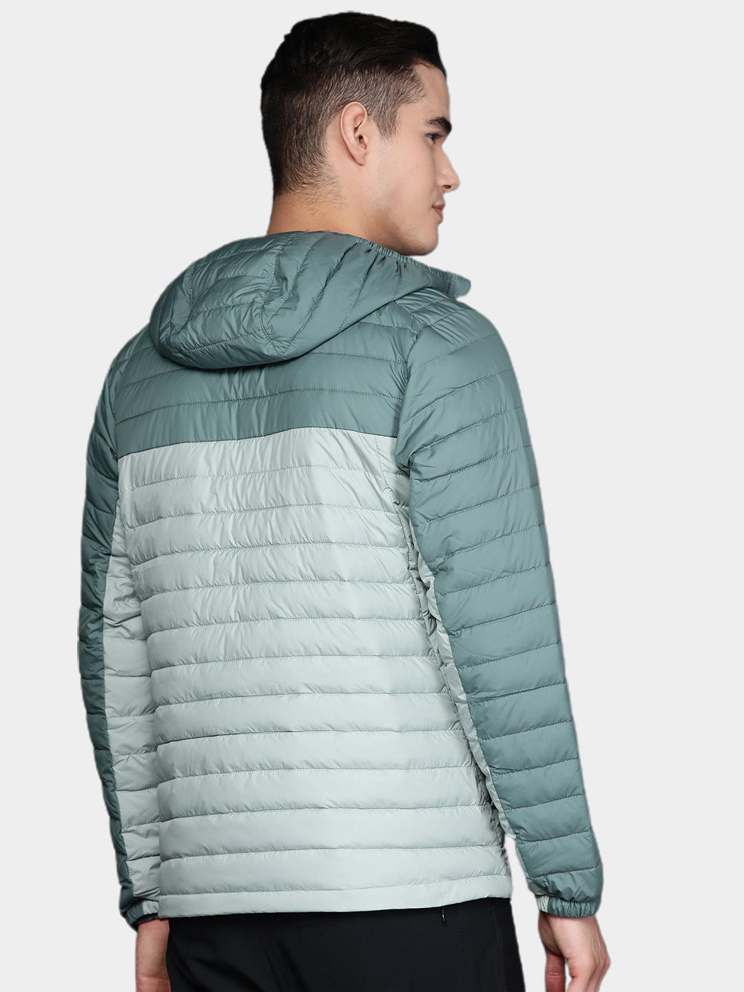 A Men Wearing Columbia Men Green Silver Falls Hooded Jacket