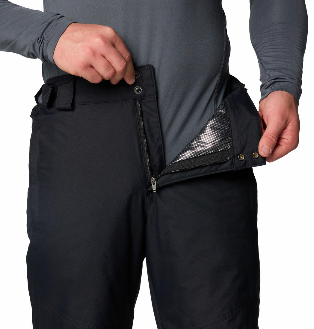 A Men Wearing Columbia Men Black Bugaboo V Pant