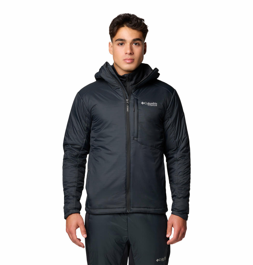 A Men Wearing Columbia Men Black Silver Leaf Stretch Insulated II Jacket