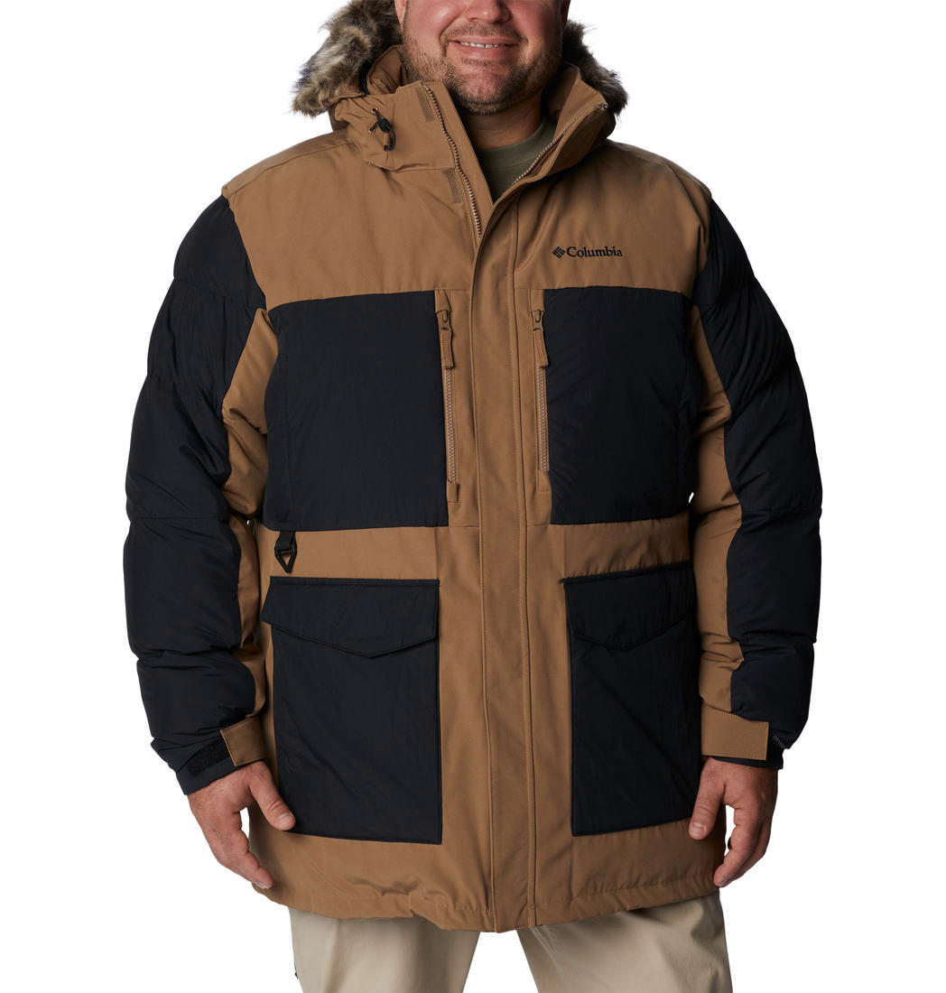 A Men Wearing Columbia Men Brown Marquam Peak Fusion II Parka
