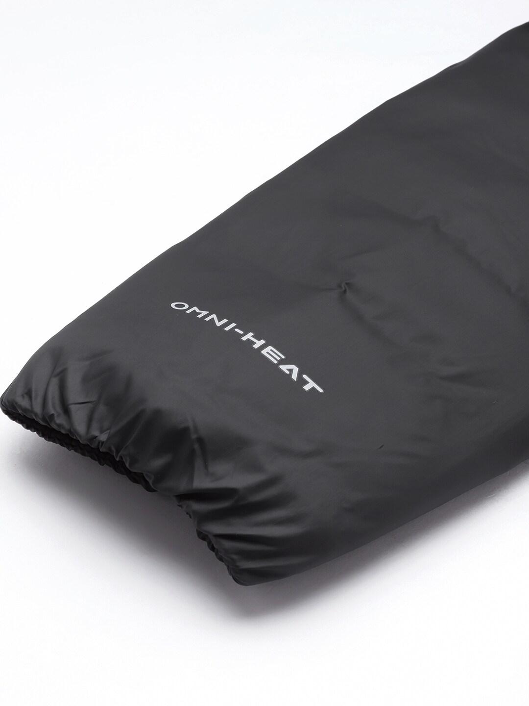 A Men Wearing Columbia Men Black Labyrinth Loop Jacket