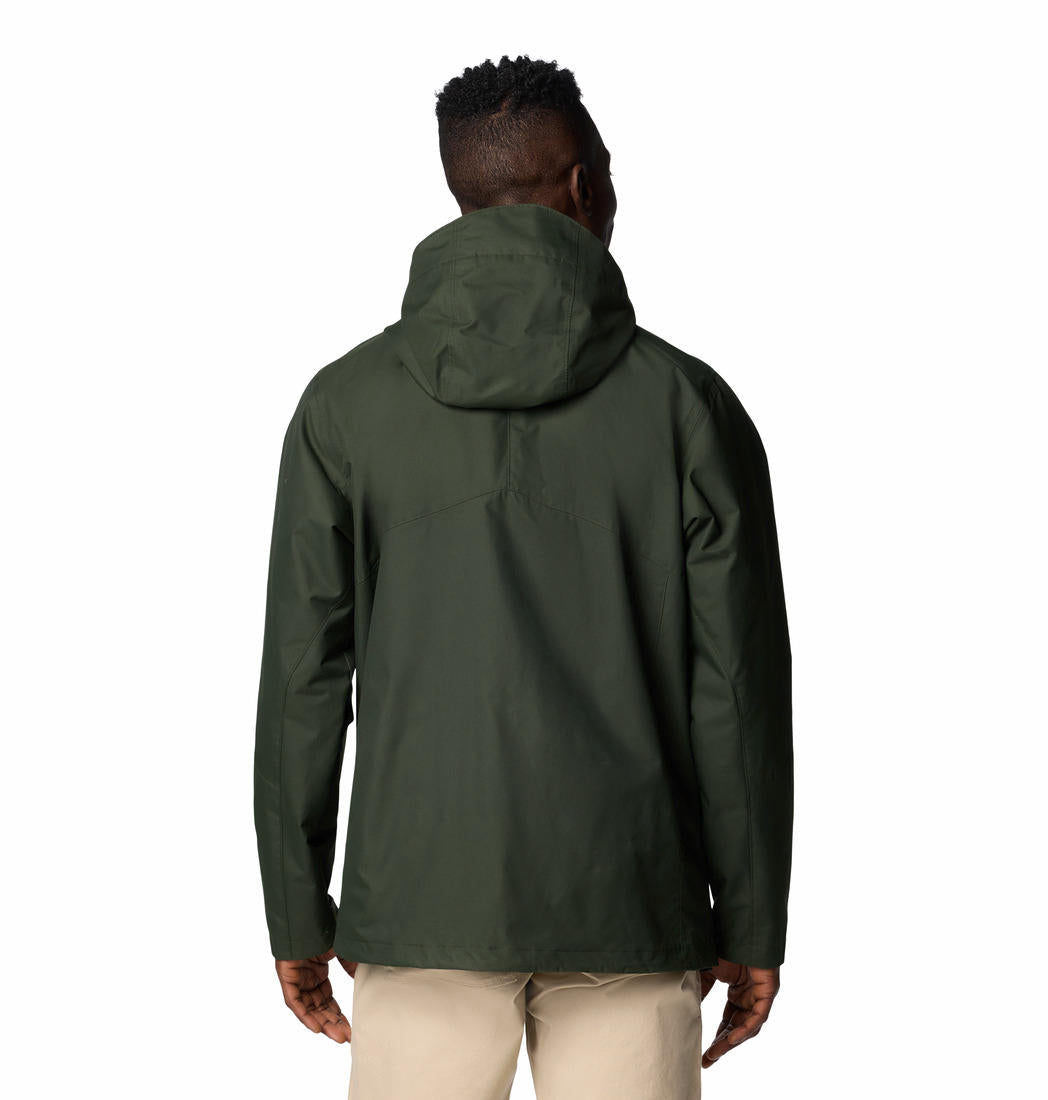 A Men Wearing Columbia Men Green Bugaboo III Fleece Interchange Jacket