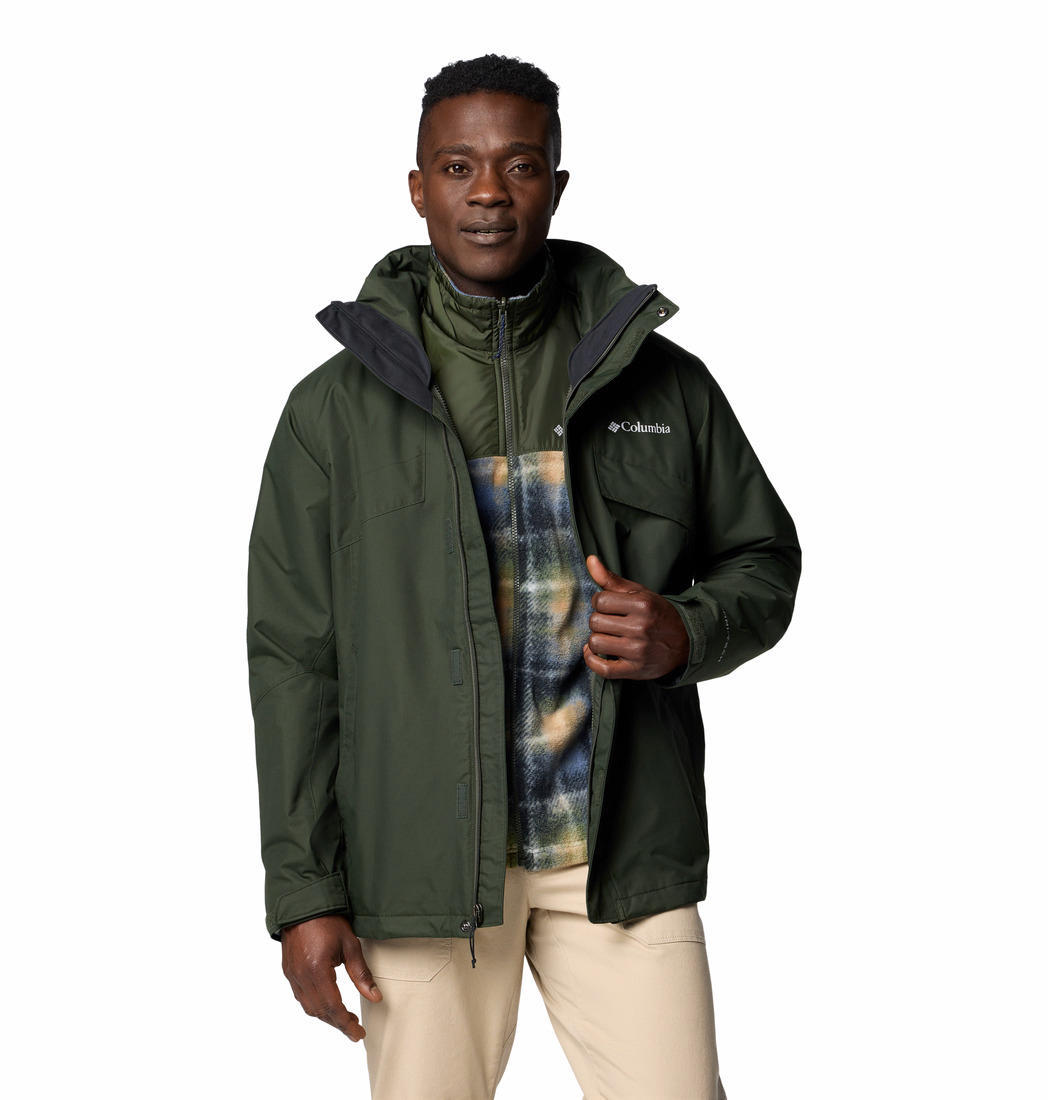 A Men Wearing Columbia Men Green Bugaboo III Fleece Interchange Jacket