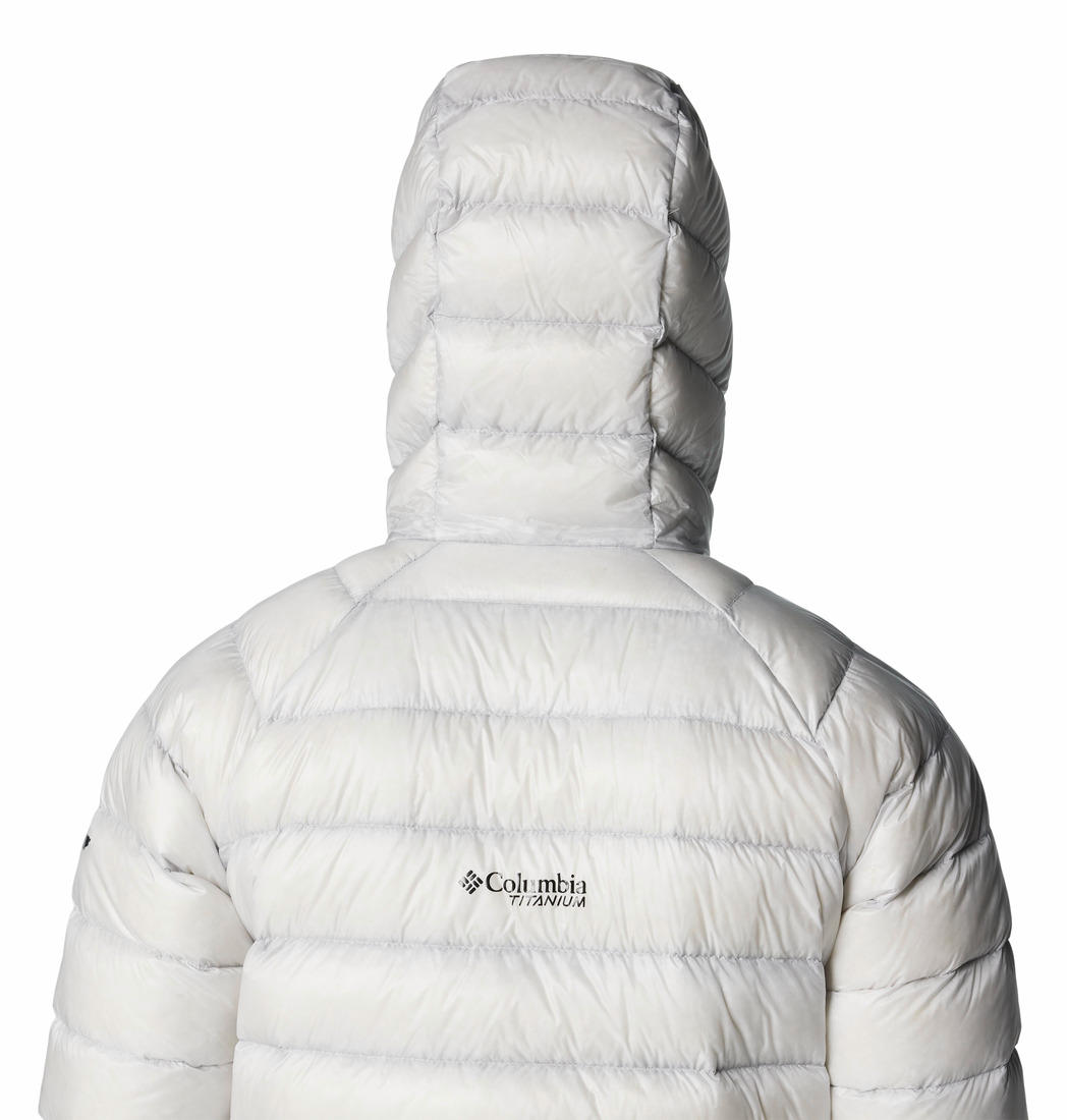 A Men Wearing Columbia Men Grey Arctic Crest Down Hooded Jacket