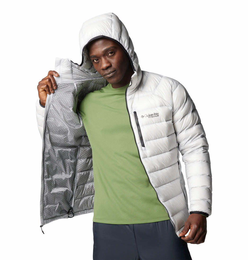 A Men Wearing Columbia Men Grey Arctic Crest Down Hooded Jacket