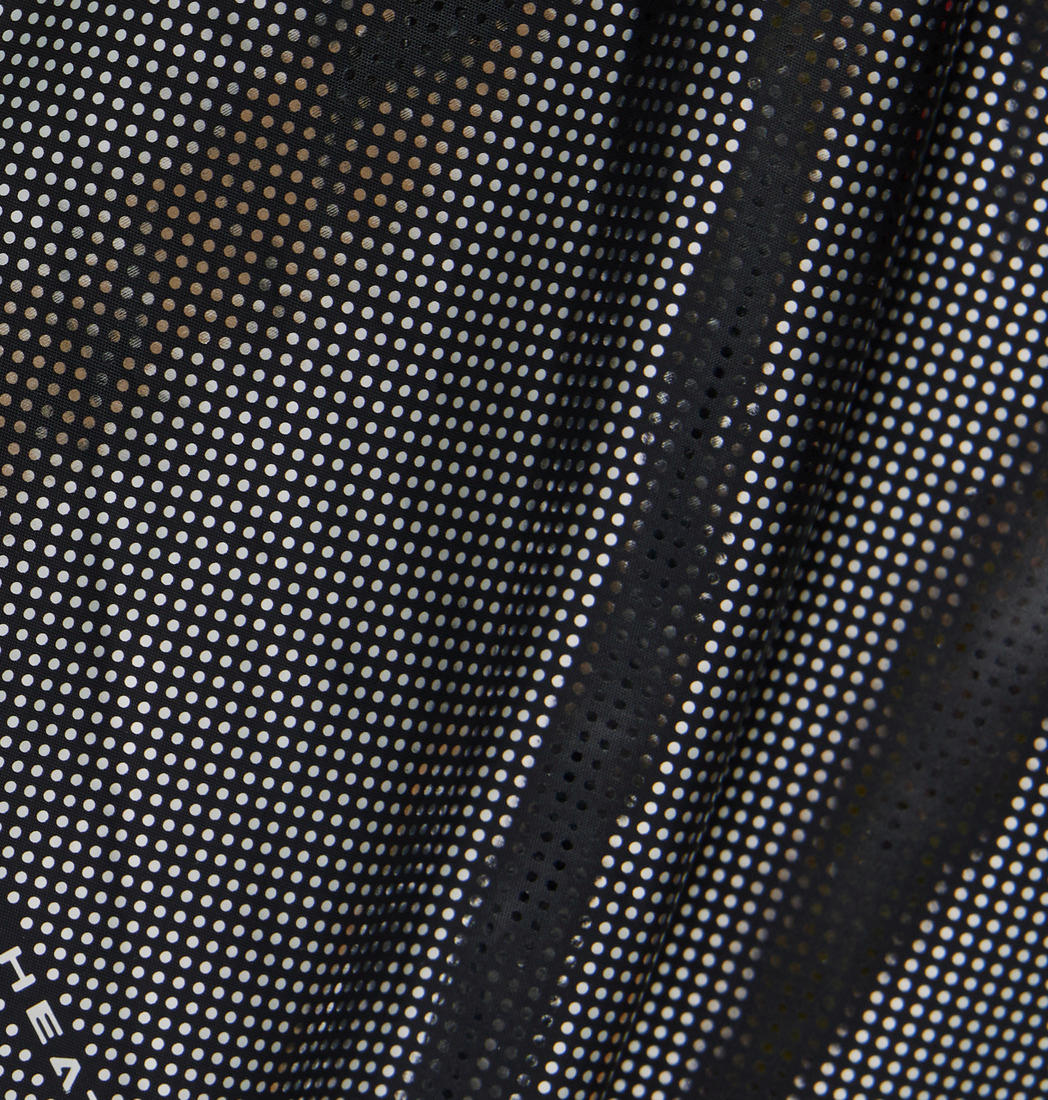 A Men Wearing Columbia Men Black Whirlibird V Interchange Jacket